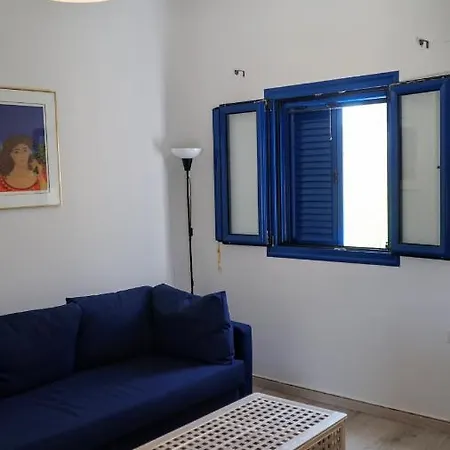 Cosy Apartment Sea View * سيمي