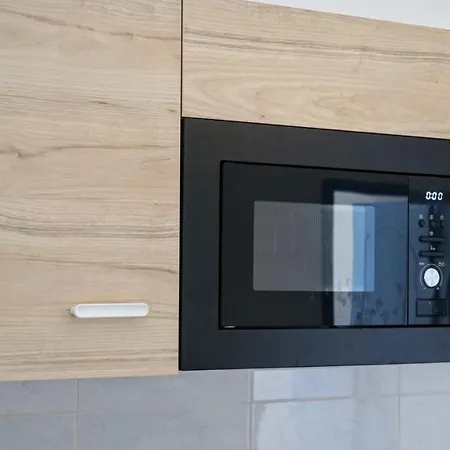 Cosy Apartment Sea View شقة سيمي