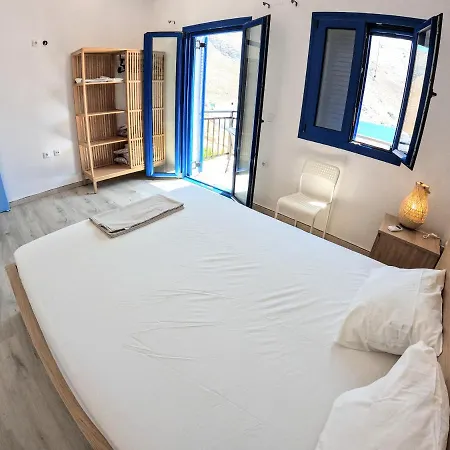 Cosy Apartment Sea View * Sými