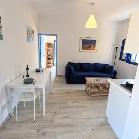 Cosy Apartment Sea View Sými